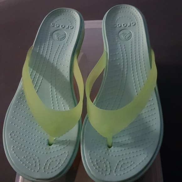 🚫 SOLD🚫 Croc Jelly Thong Heeled Wedge - Picture 5 of 6